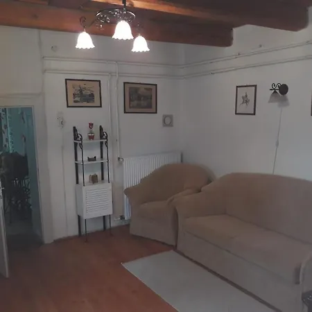 Aranyodi Piheno בית כפרי *